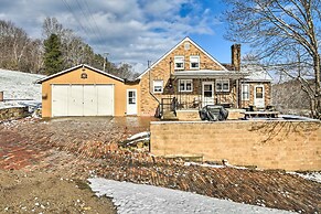 Hilltop Home w/ Grill, In Wayne Nat'l Forest