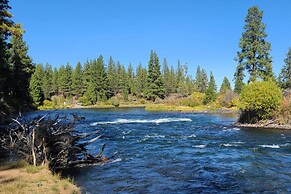 'nature Retreat' at Seventh Mountain Resort!