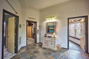 'skiway Chalet' Home w/ Hot Tub in Beech Mountain!