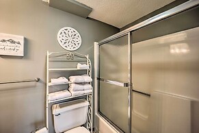 'skiway Chalet' Home w/ Hot Tub in Beech Mountain!