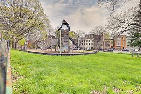 Walk to Downtown Albany: Ten Broeck Triangle Apt!