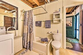 Douglas 'whispering Winds' Cottage w/ Beach!