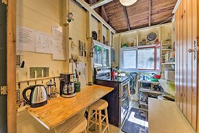 Douglas 'whispering Winds' Cottage w/ Beach!