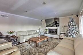 Chic Whittier Oasis: Private Pool, Hot Tub & Grill