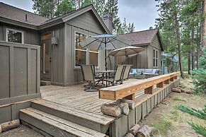 Spacious Sunriver Home w/ Hot Tub & Gas Grill