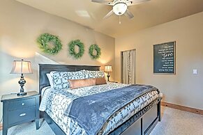 Spacious Sunriver Home w/ Hot Tub & Gas Grill