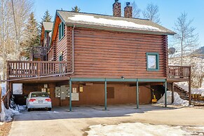 Cozy Mountain Condo Across From Snow King Ski Mtn!
