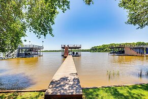 Eustace Lakefront House w/ Private Dock + Views!