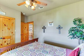 Views & Private Dock: Lakefront Eustace House!
