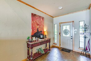 Views & Private Dock: Lakefront Eustace House!
