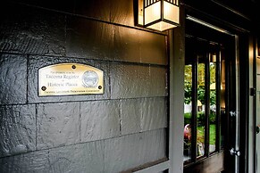 Updated Tacoma Home w/ Patio: 3 Mi to Downtown