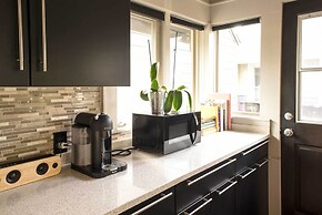 Updated Tacoma Home w/ Patio: 3 Mi to Downtown