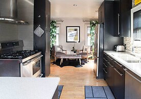 Updated Tacoma Home w/ Patio: 3 Mi to Downtown