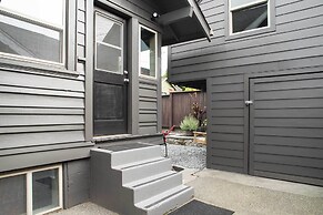 Updated Tacoma Home w/ Patio: 3 Mi to Downtown