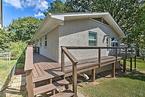 Deck, Fire Pit: Waterfront Lake Hamilton Home