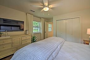 Deck, Fire Pit: Waterfront Lake Hamilton Home