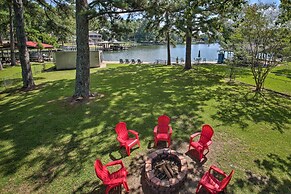 Deck, Fire Pit: Waterfront Lake Hamilton Home