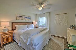 Deck, Fire Pit: Waterfront Lake Hamilton Home