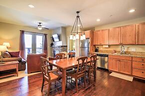 Ski-in/ski-out Access: Mtn-view Granby Condo!