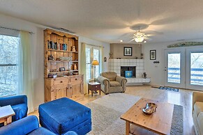 Massanutten Retreat w/ Double Deck & Mtn View!