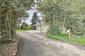 Mcminnville Wine Country Home w/ Hot Tub + Deck