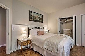 Mcminnville Wine Country Home w/ Hot Tub + Deck