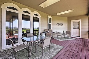 Mcminnville Wine Country Home w/ Hot Tub + Deck