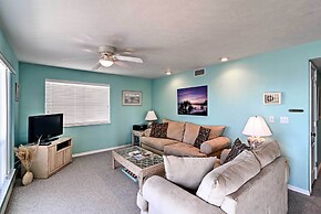 Beachfront Cedar Key Condo w/ Pool, Spa & Views!