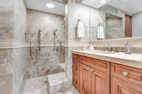 S Palm Desert Condo: Resort Pools & Mtn Views
