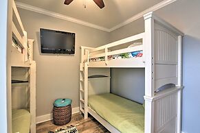 Walk to Beach: Coastal Home in Port Bolivar!