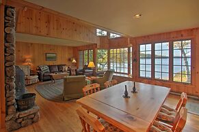 Peaceful Lakefront Escape With Deck and Kayaks!
