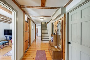 Charming Lovell Farmhouse - 17 Acres w/ Mtn Views!