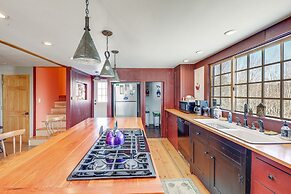 Charming Lovell Farmhouse - 17 Acres w/ Mtn Views!