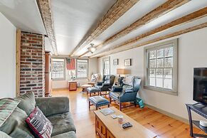 Charming Lovell Farmhouse - 17 Acres w/ Mtn Views!