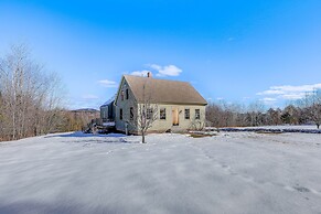 Charming Lovell Farmhouse - 17 Acres w/ Mtn Views!