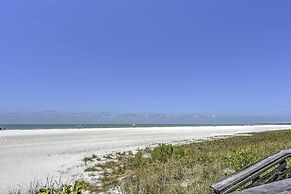 Marco Island Condo w/ Patio: Steps to Beach Access