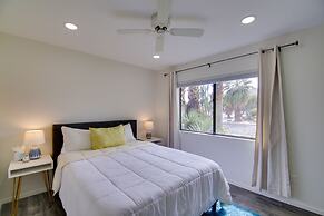 Covered Patio, Pool & Games: Home in Palm Springs