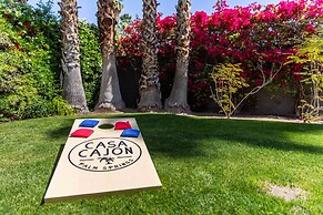 Covered Patio, Pool & Games: Home in Palm Springs