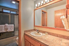 Sunriver Home w/ Hot Tub & 8 Sharc Passes