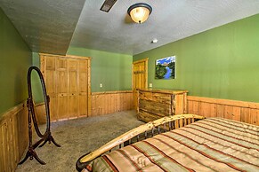 Custom Bitterroot Valley Cabin w/ Hot Tub & Views!