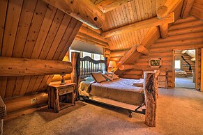 Custom Bitterroot Valley Cabin w/ Hot Tub & Views!