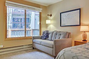 'snowdogs' Breck Condo w/ Fireplace: Walk to Lifts