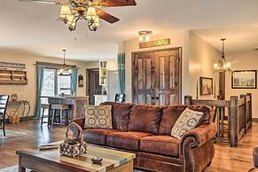 'joshuas Lodge' w/ Hot Tub + Mountain Views!