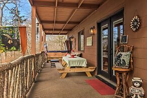 'joshuas Lodge' w/ Hot Tub + Mountain Views!