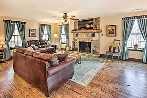 'joshuas Lodge' w/ Hot Tub + Mountain Views!