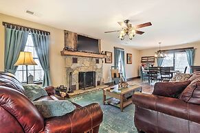 'joshuas Lodge' w/ Hot Tub + Mountain Views!