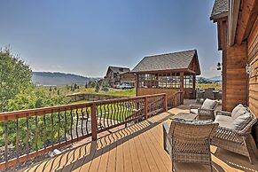 Golf, Ski & Hike: Luxe Group Getaway in Granby!