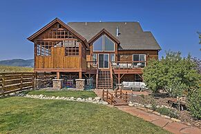 Golf, Ski & Hike: Luxe Group Getaway in Granby!