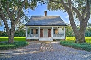 Tranquil Bayou Country Home w/ Pond: 8 Mi to Houma