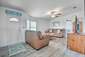 Pet-friendly Home: 10 Mi to Lake Okeechobee!
